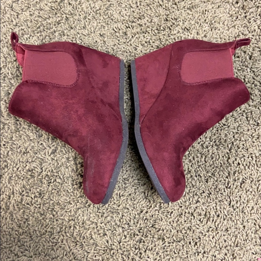 Maurices maroon wedges